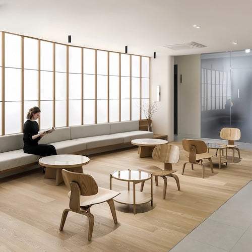 Lounge Chair - Eames Molded Plywood Timeless Log, Walnut, Black - motivodecor.com