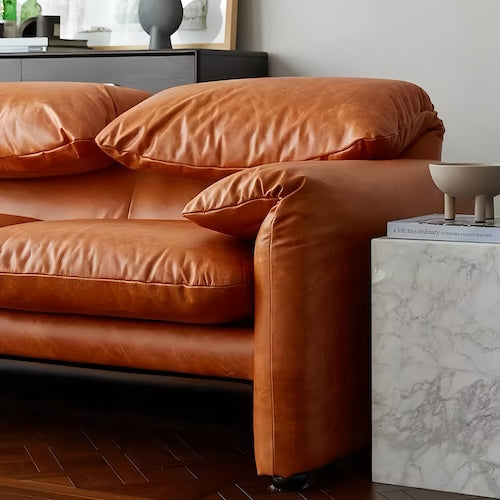 Cassina Replica 2 Seater Leather Sofa: Timeless Elegance - motivodecor.com