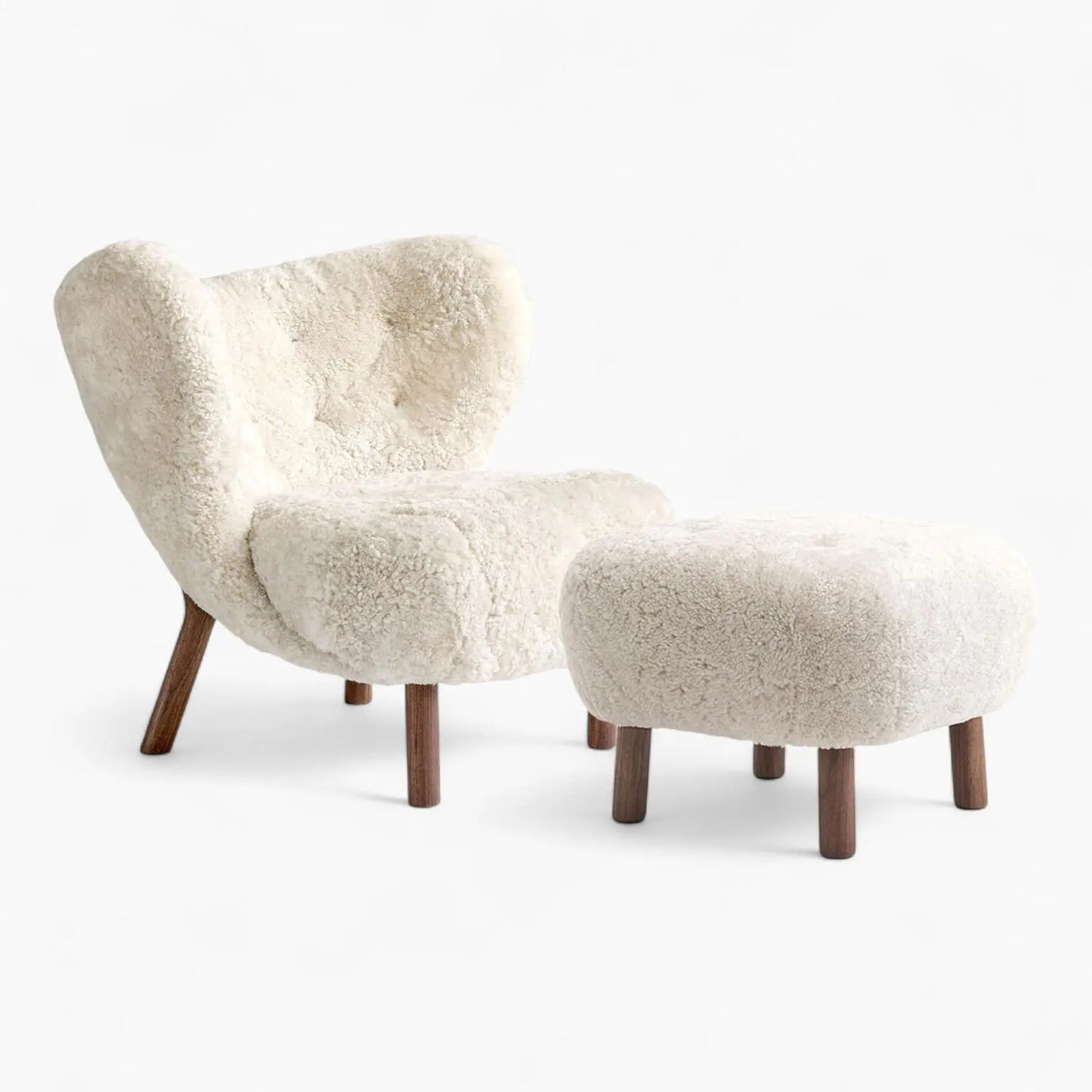 Little Petra Lounge Chair - Timeless Danish Design Replica for Style & Comfort