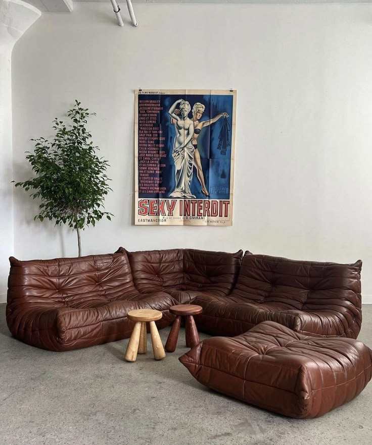 ligne roset togo sofa in leather - motivodecor.com