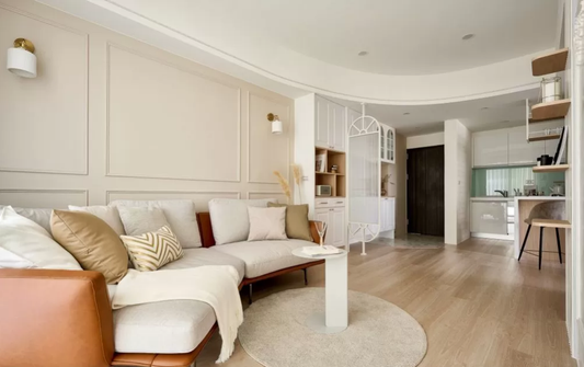 How to Style Your Sofa with Throw Pillows: 10 Designer Tips for a Stylish Living Room