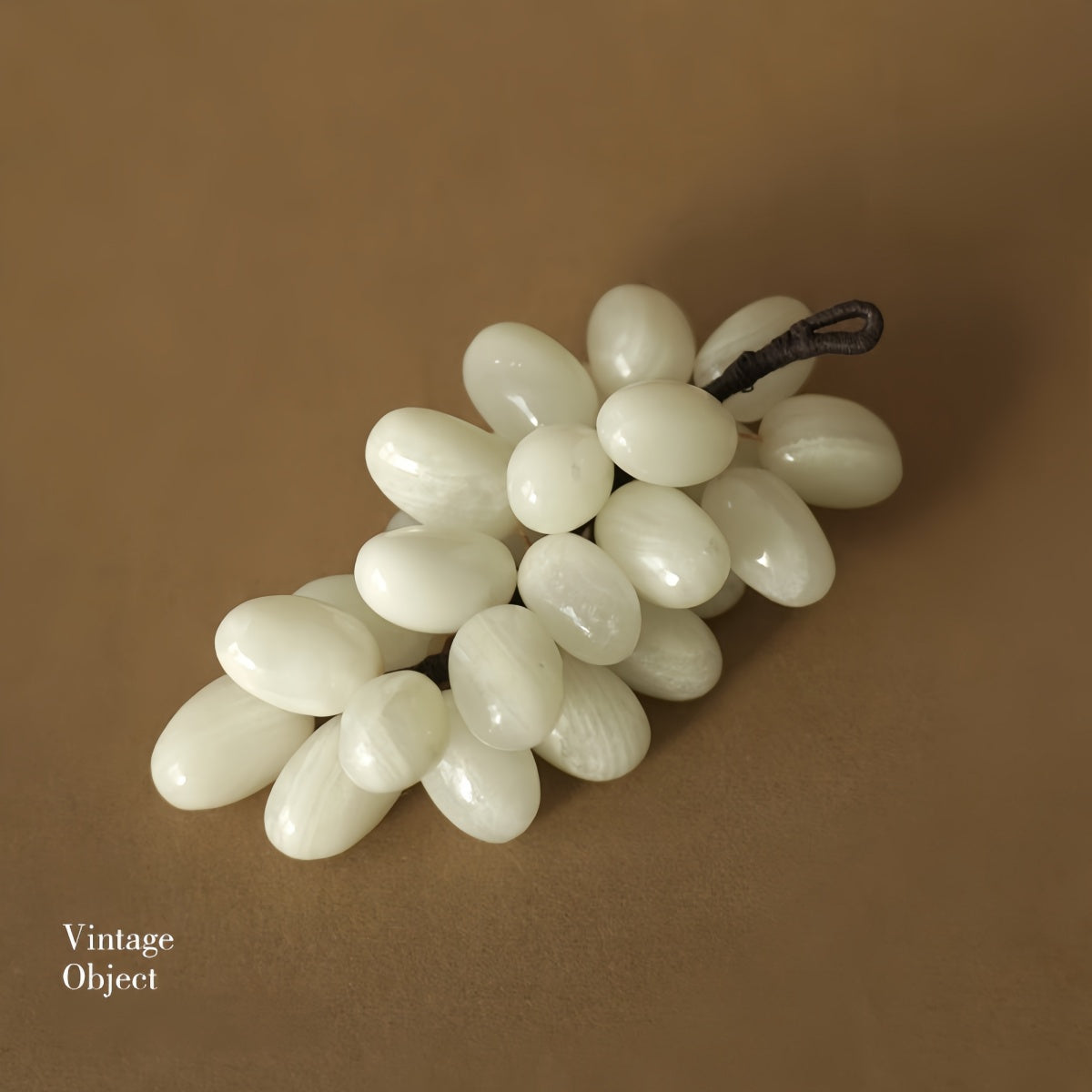 Natural Jade Grape Cluster Artificial Fruit Ornament – Living Room Tabletop Decor