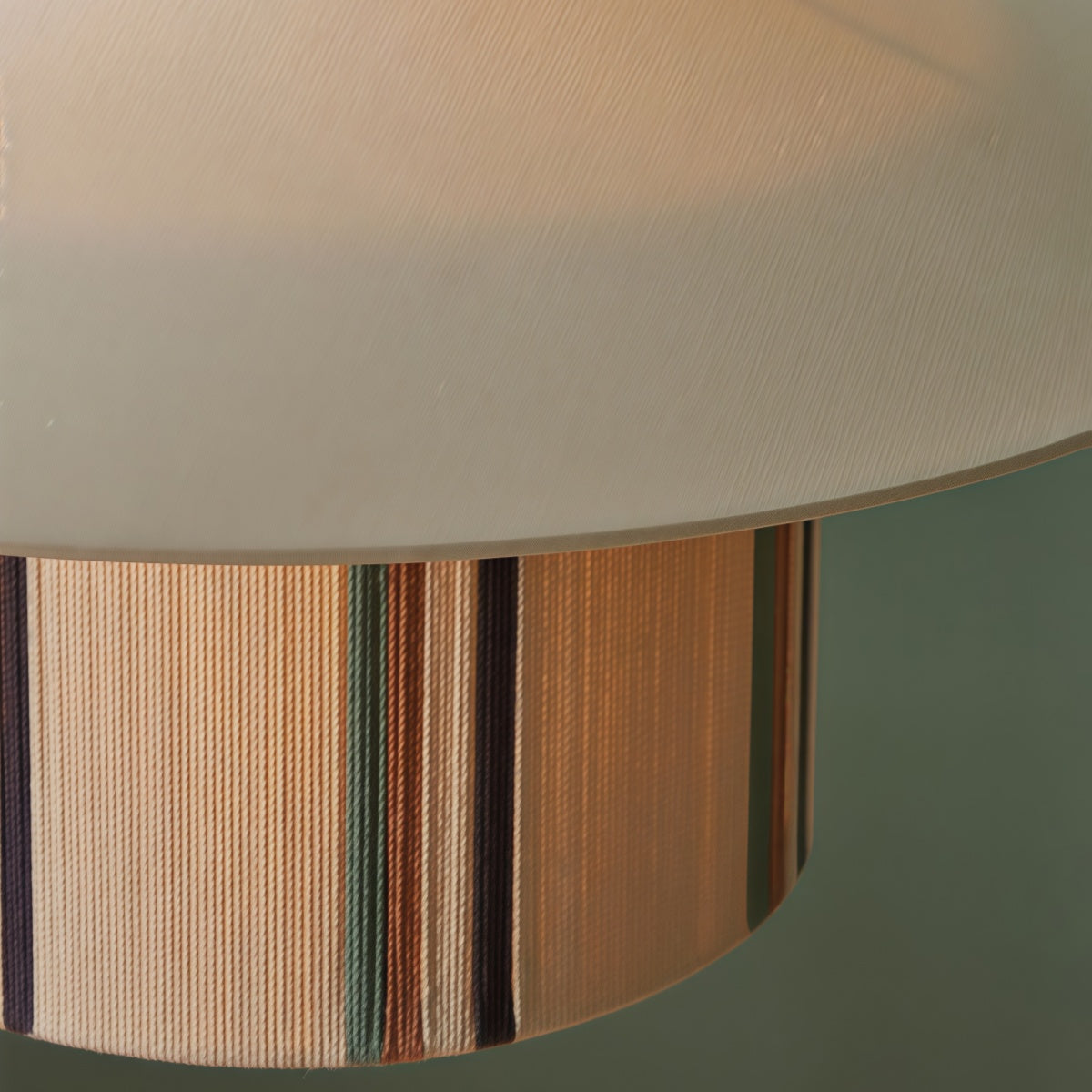 Woven Pendant Light - Vintage Solid Wood & Cotton Thread for Cozy Rooms