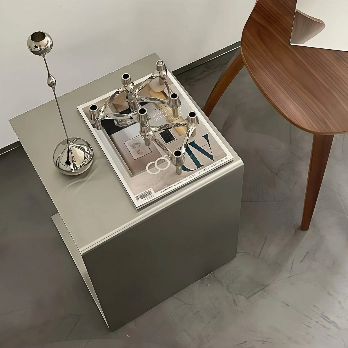 C-Shaped Side Table - Modern Stainless Steel Minimalist Coffee & Sofa Table