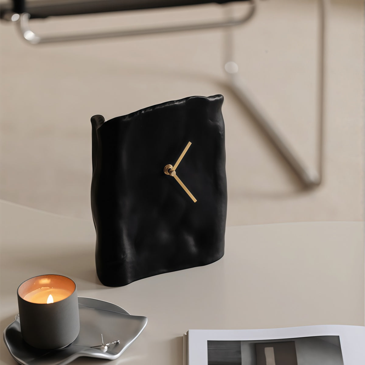 Desk Clock: Vintage Pleated Nordic Wabi-Sabi Style Retro Decorative Piece
