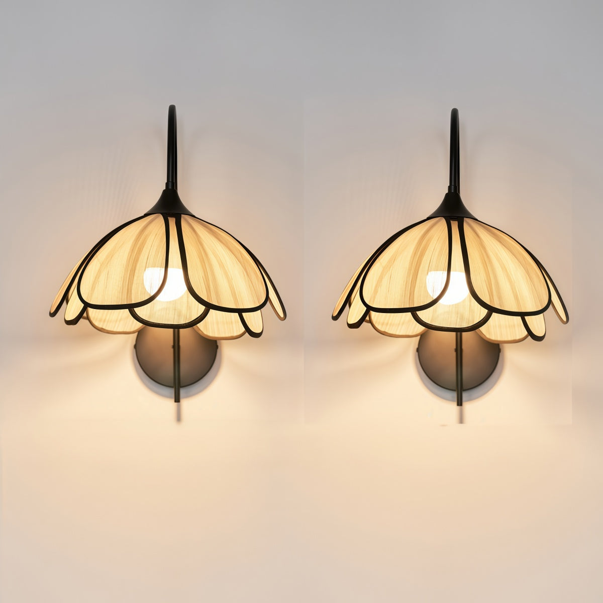 French-Style Cream-Colored Wall Lamp Nordic Minimalist Style Petal Lamp