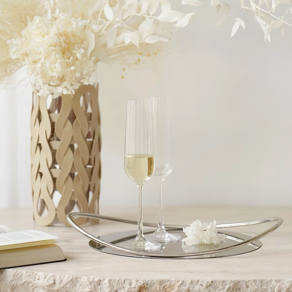 Serving Tray: Nordic Luxury Stainless Steel Fruit Bowl & Modern Living