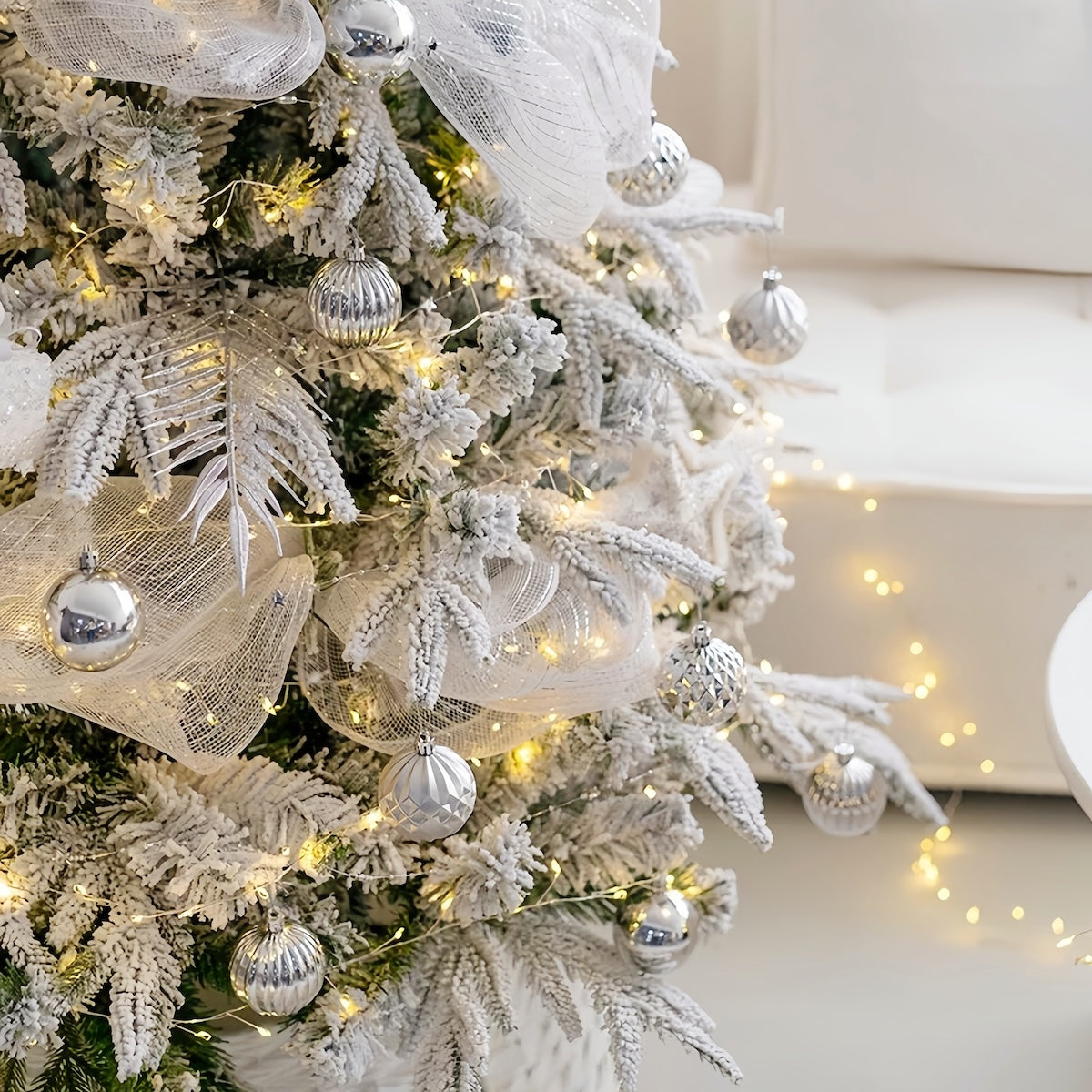 White Christmas Tree Set - Realistic Snow-Flocked PE Decoration for Holiday