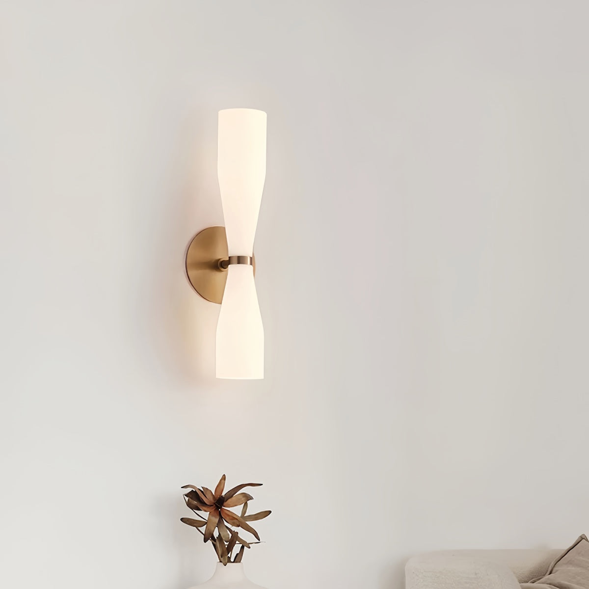 Minimalist Brass Wall Lamp for Living Room, Hallway & Bedside