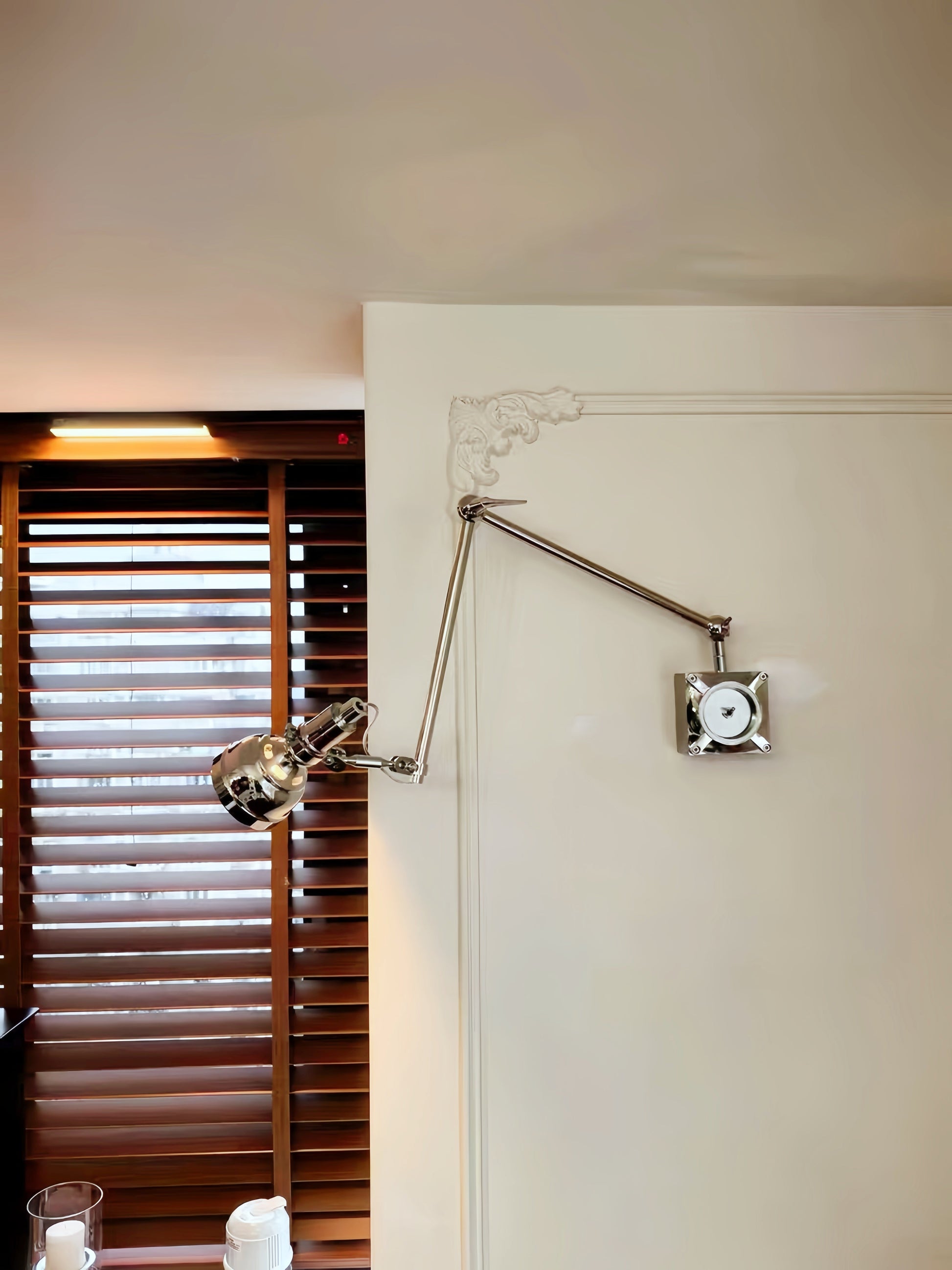 Vintage American industrial swing arm wall lamp with Bauhaus design and adjustable arm