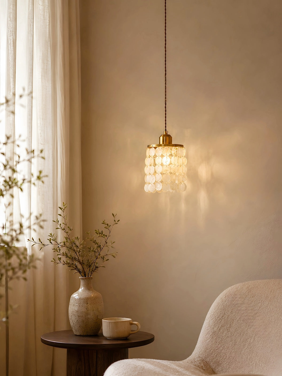 French Seashell Pendant Light – Vintage Vintage Style Crystal & Shell Lamp