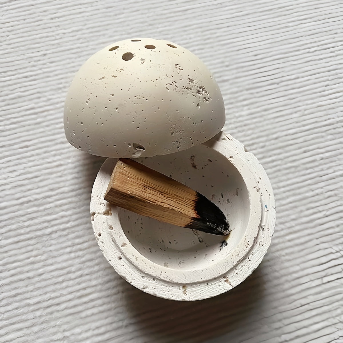 Incense Burner – Elegant Marble Home Décor Ornament for Tranquility