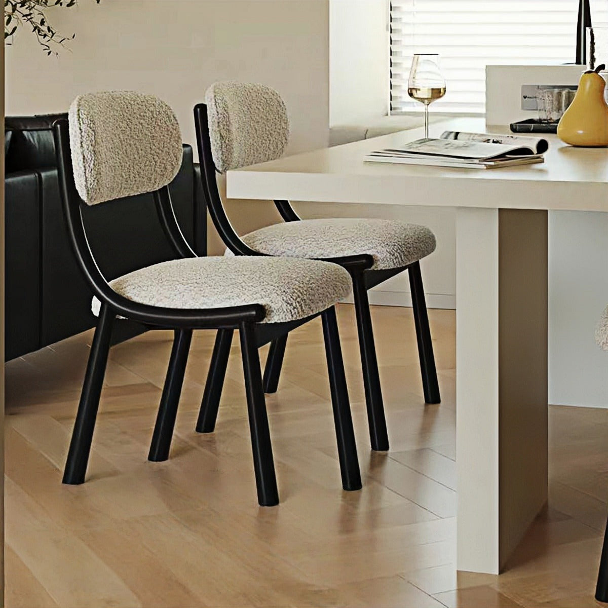 Sean Chair – Vintage Solid Wood Dining Chair