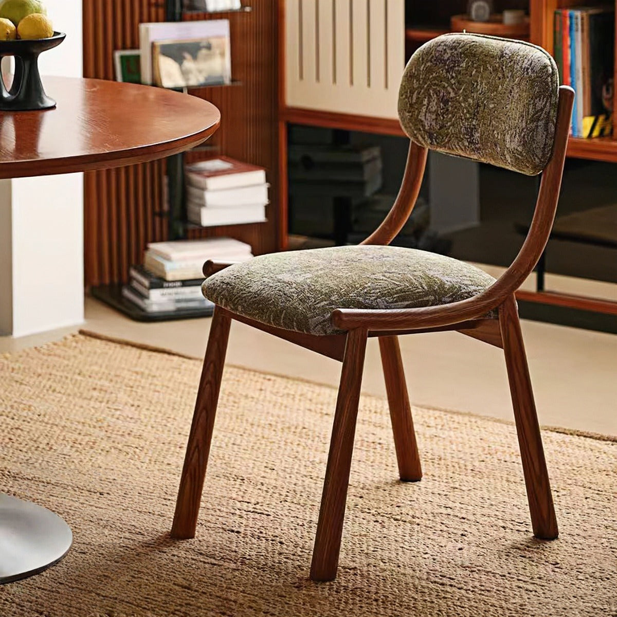 Sean Chair – Vintage Minimalist Solid Wood Dining Chair