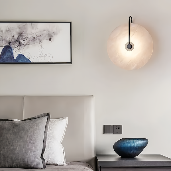 Marble Glow: Elegant Sconce Wall Light