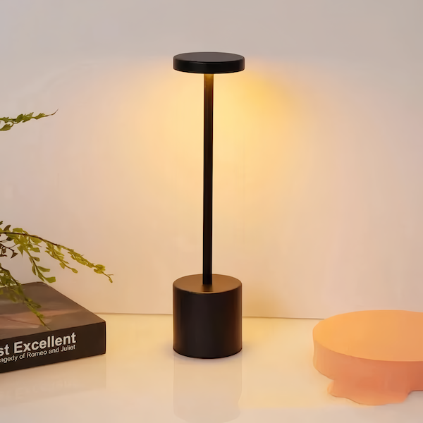 Black Desk Lamp - motivodecor.com