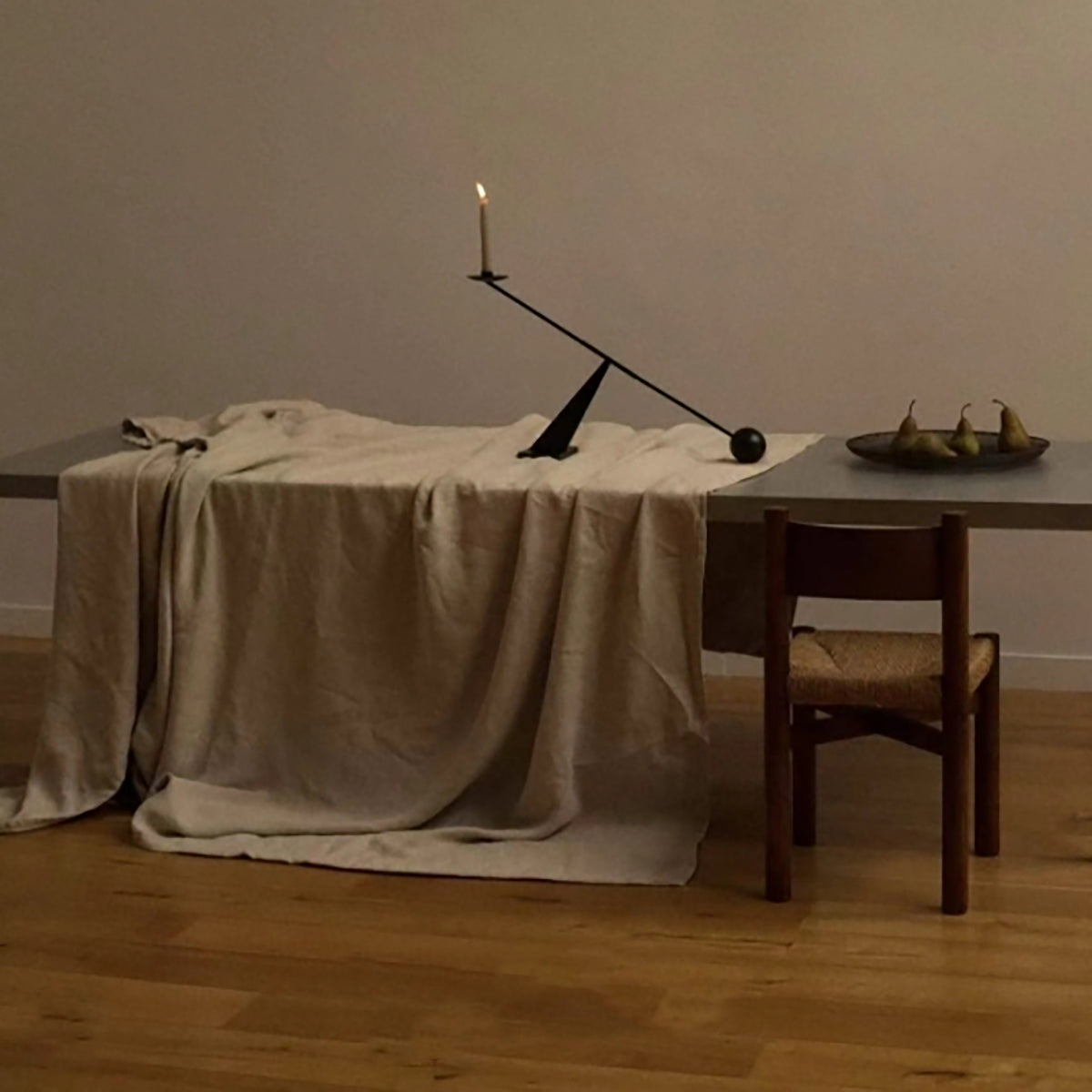 Black Candle Holder - Modern Minimalist Wabi-Sabi Design for Elegant Decor