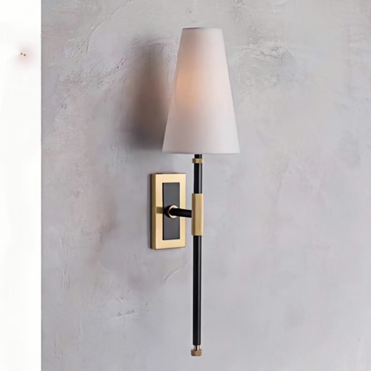 Vintage Brass Wall Light - Minimalist Wall Lamp for Bedroom & Living Room