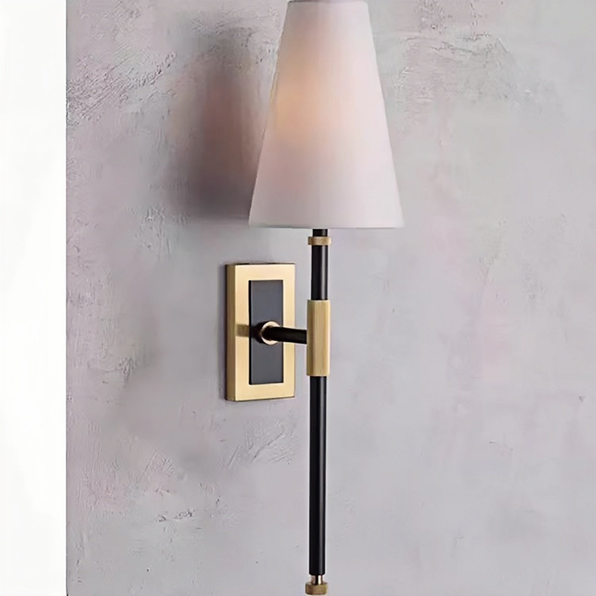 Vintage Brass Wall Light - Minimalist Wall Lamp for Bedroom & Living Room