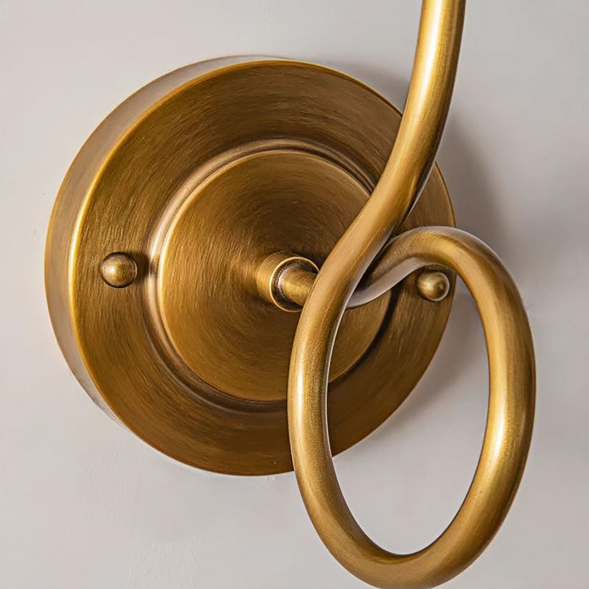 French All-Brass Wall Lamp – Cozy Vintage Bedroom 