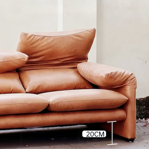 Cassina Replica 2 Seater Leather Sofa: Timeless Elegance - motivodecor.com