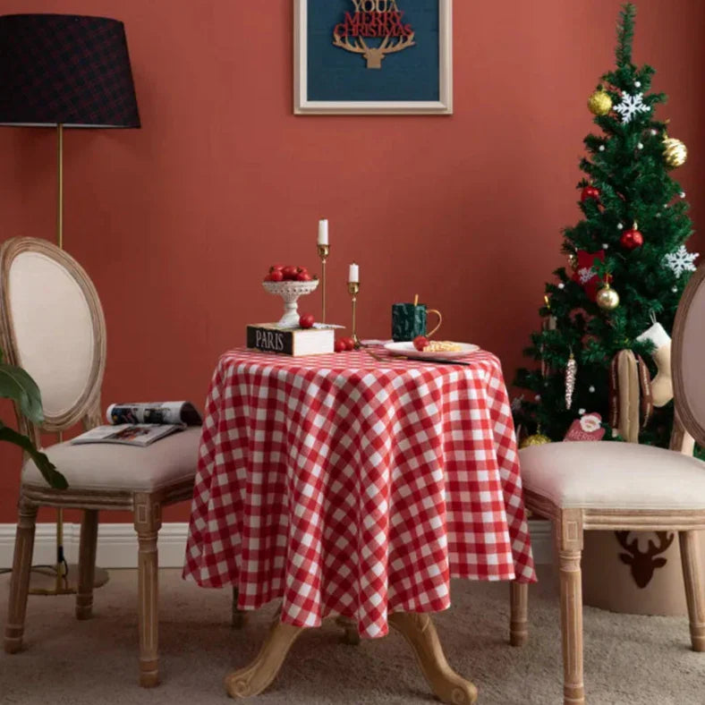 Christmas Tablecloth | Timeless Plaid Design, Easy Care, and Soft Comf - motivodecor.com