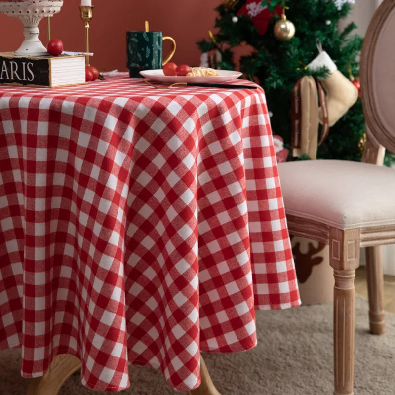 Christmas Tablecloth | Timeless Plaid Design, Easy Care, and Soft Comf - motivodecor.com