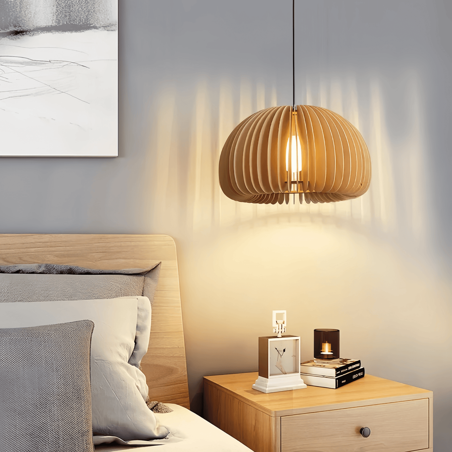 Customizable Wood Pendant Light: Adjustable Elegance