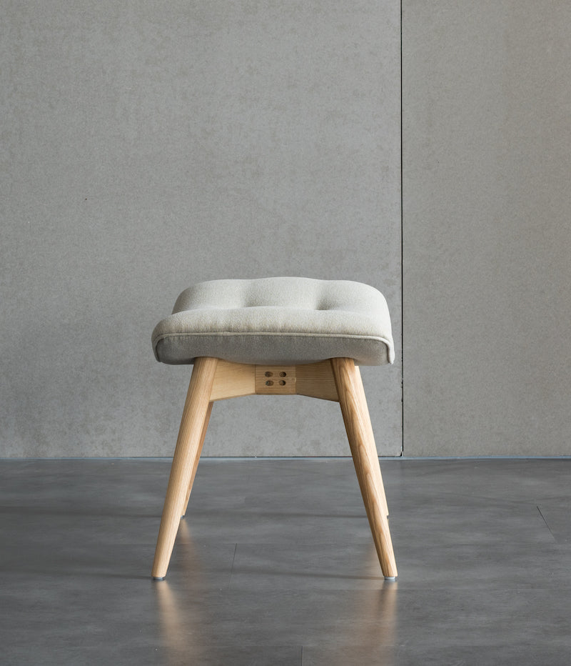 Comfy Chair Leather Ottoman Pouf - Ash Wood & PU Leather - motivodecor.com