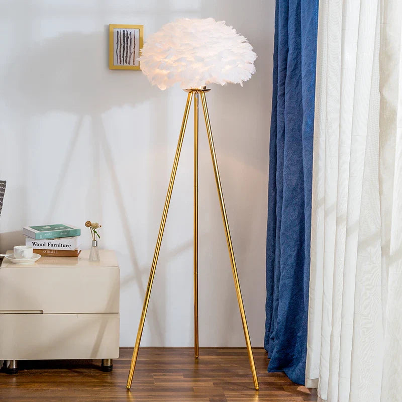 Feather Floor Lamp | Lighten Your Space with Style - motivodecor.com