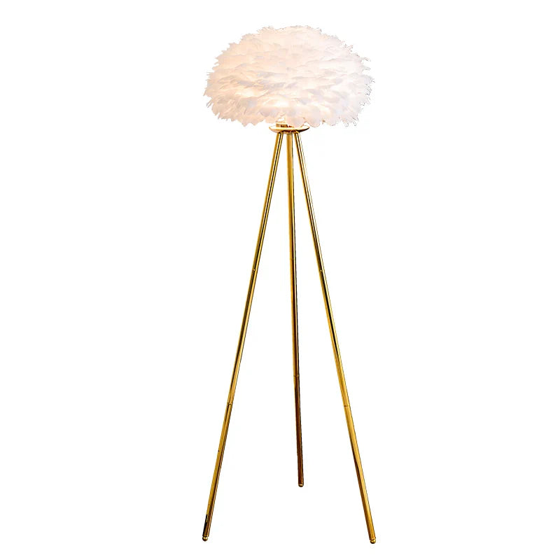 Stylish Feather Floor Lamp - motivodecor.com