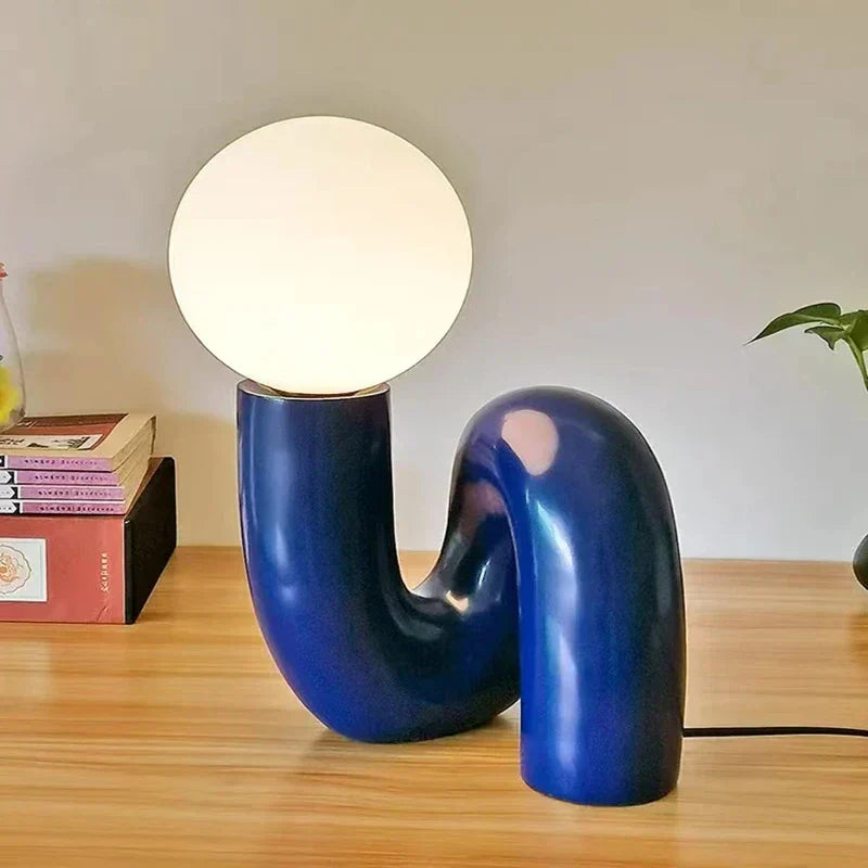 LED Table Lamp | Modern Neotenic Design for Elegant Interiors - motivodecor.com