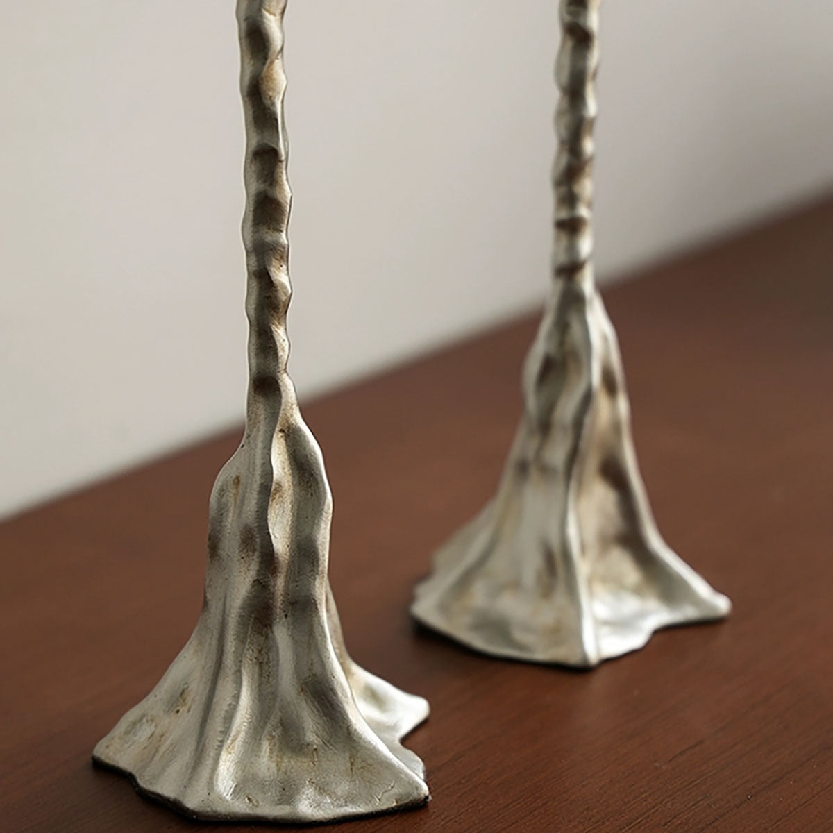 Silver Candle Holder - Vintage Metal-Look Candle Set for Elegant Decor
