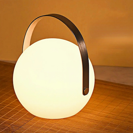 Portable Lamp | Vibrant Lighting in Your Palm - motivodecor.com