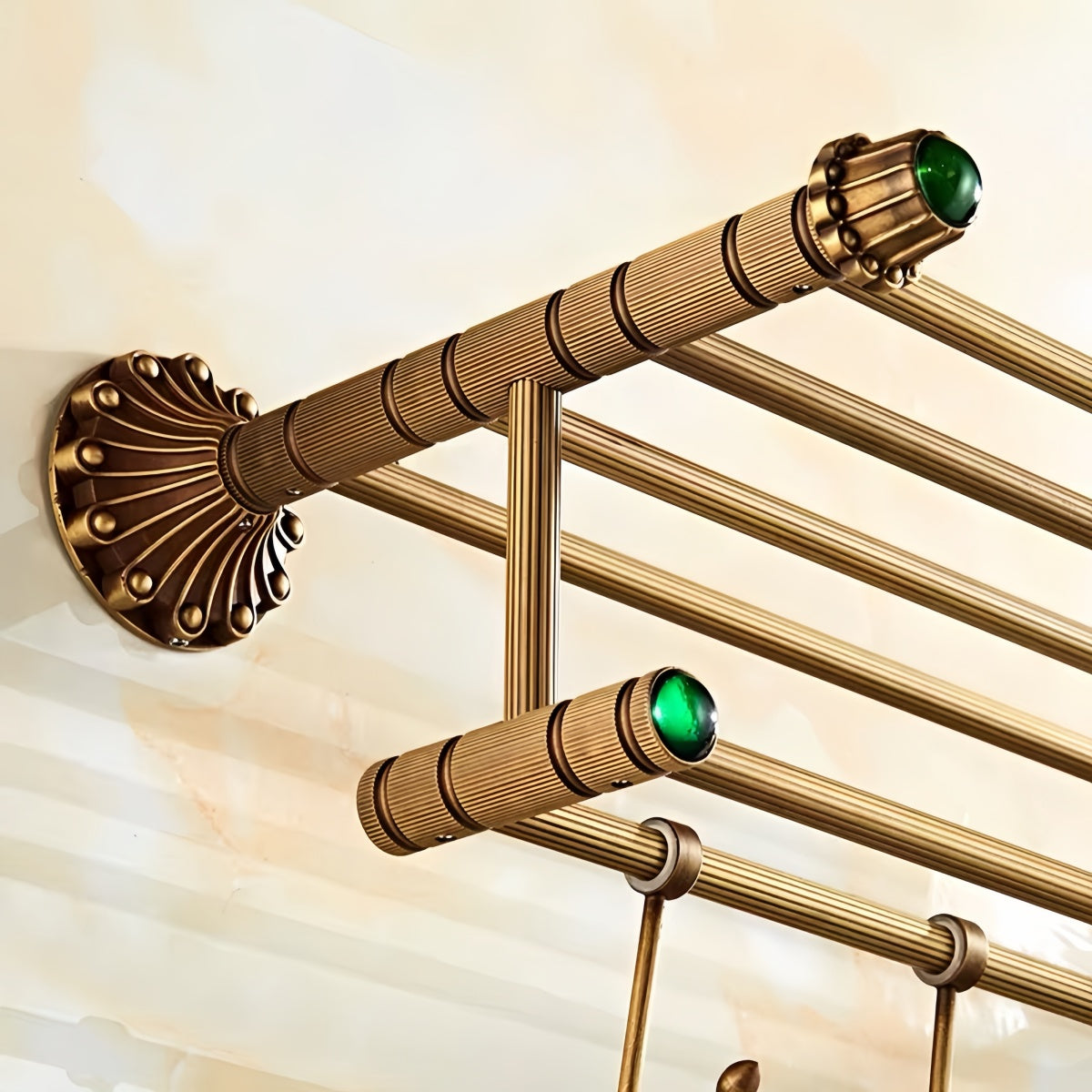 Retro Brass Towel Rack – High-End Bathroom Hardware Set